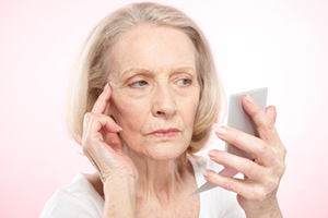 Prevent Wrinkles and Delay Skin Aging With Estriol 